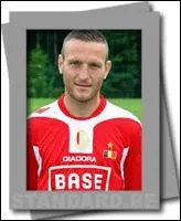 Comment s'appelle ce joueur ?