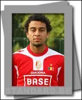 De quelle nationalit est ce joueur ?