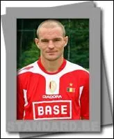 Comment s'appelle ce joueur ?