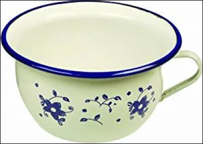 Au XVIe siècle, quel pape fit reconstruire Saint-Pierre à Rome ?