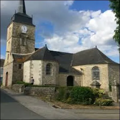 Nous sommes en Bretagne devant l'&eacute;glise Sainte-Christine de Lauzach. Commune de l'arrondissement de Vannes, elle se situe dans le d&eacute;partement ...
