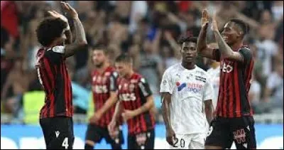 Quel a été le score du premier match de Nice ? (Nice-Amiens)