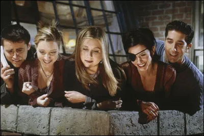 Combien y a-t-il de clés déposées sur le comptoir, au dernier épisode de la série ?