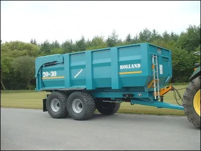 Dans un cabinet noir, c'est l'...