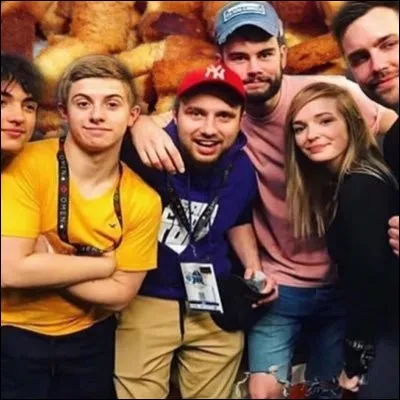 Quelle team a été créée par Michou et Inoxtag ?