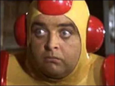 Allez tiens, une petite pause, qui se cache sous les traits de l'extra-terrestre ?