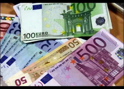 Quel groupe chantait "Argent trop cher" ?