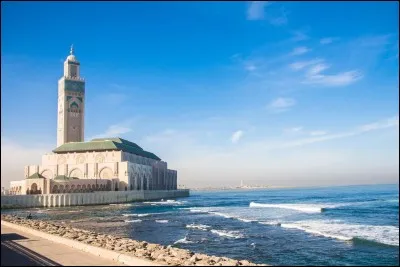 Que signifie le nom de la ville de Casablanca, situ&eacute;e en Afrique du Nord ?