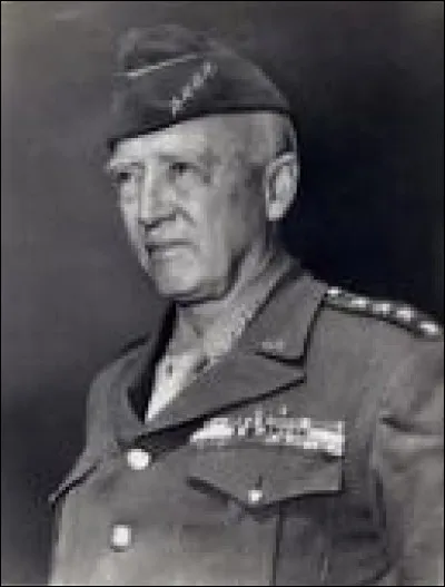 "Ce n'est pas en mourant pour son pays qu'on gagne une guerre ! Pour gagner une guerre, il faut faire en sorte que celui d'en face meure pour le sien !" A qui doit-on cette phrase ?