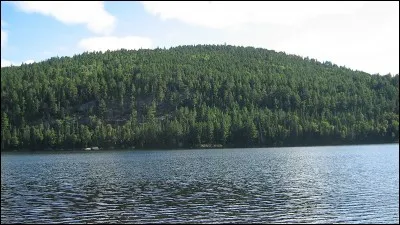 Dans quel pays se trouve le territoire de la Rivière de la Savane ?