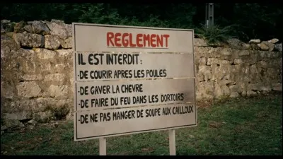 Quel spécialité de la région vont manger les élèves ainsi que les professeurs quand ils sont accueillis dans une auberge lors d'une sortie scolaire ?