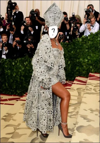 Un prêtre pour le Met Gala 2018 Qui est-ce ?