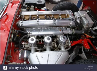 Combines de types de rangement des cylindres existe t'il dans un moteur?