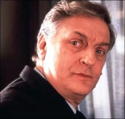 De qui est le personnage souvent interprété à l'écran par cet acteur ?