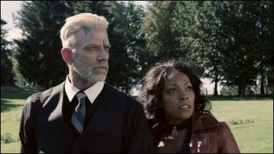 Comment s'appelle l'endroit où étaient Murphy et Warren ? (au début de la saison 6 )