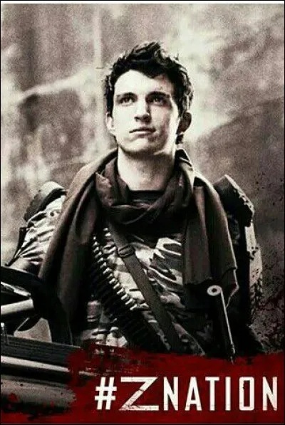 Pourquoi 10K a-t-il perdu sa main droite ?