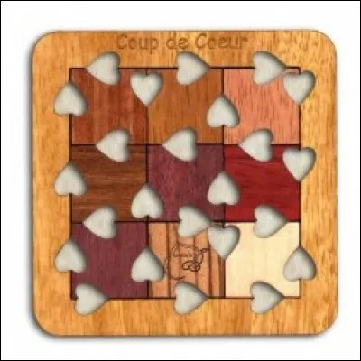 La souris mange le fromage, le chat mange la souris. Qui reste-t-il ?