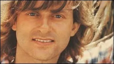 ''Vanina'' est une reprise de Dave. Les paroles ont été écrites par la personne qui partage sa vie. Quel est son nom ?