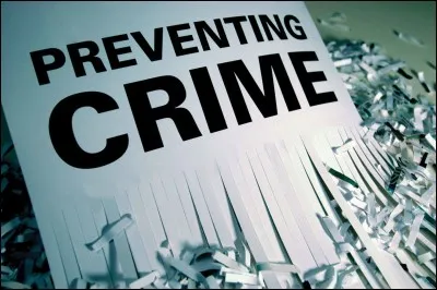 "Le Crime de l'Orient-Express" est un film dans lequel joue Lauren Bacall.