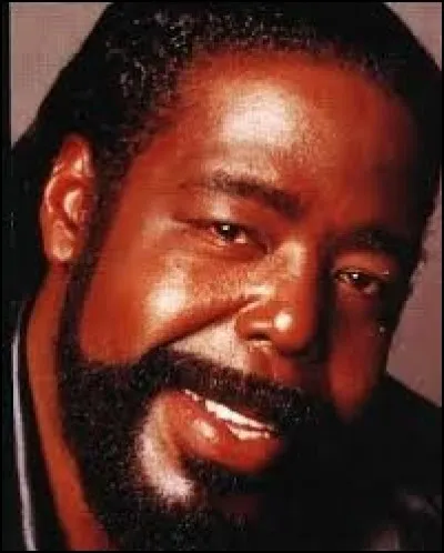 ''Can't get enough of your love, babe'' est un tube de Barry White. Quelles étaient les mensurations de ce chanteur ?