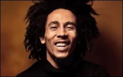 Bob Marley sort ''No Woman, No Cry''. Quel artiste ayant repris ce titre est né en Europe ?
