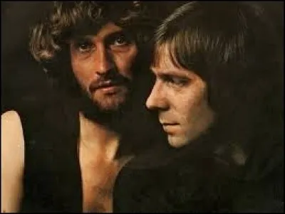 ''Sweet was my rose'' est un succès de Velvet Glove. Qui tenait le premier rôle dans ''Le Nom de la rose'' ?