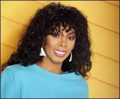 Donna Summer a sorti ''The Hostage''. Quel otage a été exécuté par ses ravisseurs ?