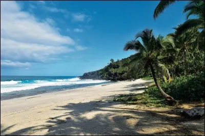 Quel est le plus petit des départements d'outre-mer ?