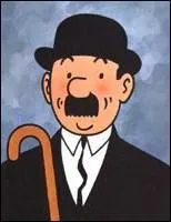 Quelle est la diffrence physique entre Dupont et Dupond dans Tintin ?