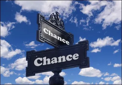 À qui appartiennent les paroles "C'était sans doute un jour de chance, ils avaient le ciel à portée de main, un cadeau de la providence" ?