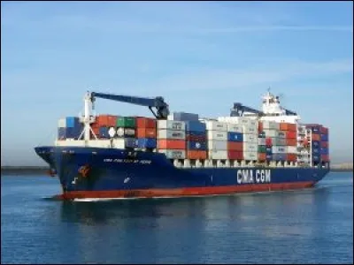 Pour finir ce quiz qui, j'espère vous aura sensibilisé un peu, parlons de commerce. 
Savez vous quel produit est transporté par les voies maritimes en plus grande quantité dans le monde ?