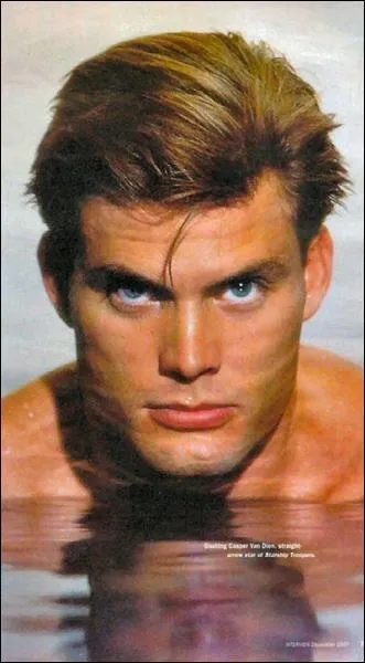 Casper Van Dien n'a pas jou dans: