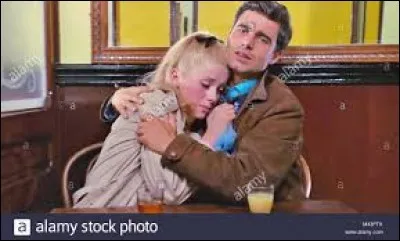 "Les Parapluies de Cherbourg" est le premier film entièrement chanté de Jacques Demy, mais quel est le troisième?