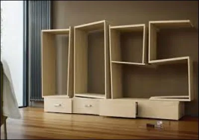 Quelle clé est souvent incontournable quand on veut monter un meuble Ikea ?