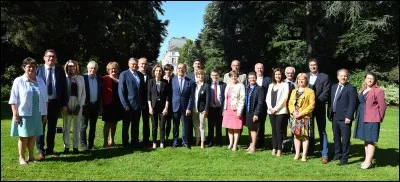 Quelle autre entité est mise en place afin de délibérer des décisions prises ?