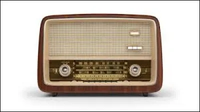Je me souviens d'une station de radio qui en 1970 n'avait pas de publicité. C'était :