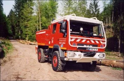 Ce vhicule est un Camion Citerne Feux Moyen. Pour quel type d'intervention est-il utilis ?