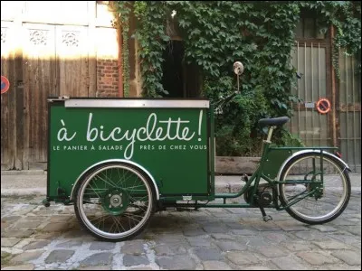 Lors d'un vide-grenier, un vendeur essaie de vous refiler sa bicyclette à tout prix mais vous n'en voulez en aucun cas, que faites-vous ?