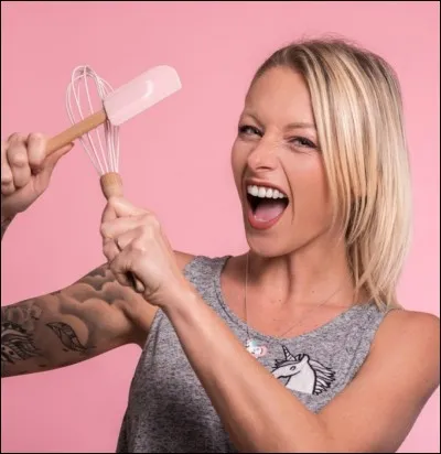 Qui est cette youtubeuse ?