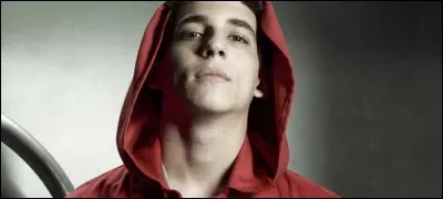 Quel nom de ville porte ce personnage ?