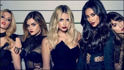 Qui disparaît au début de cette série ?