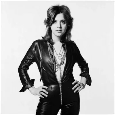 ''Can the Can'' est une chanson de Suzi Quatro. Quelle marque a sorti un modèle sportif appelé Quattro ?
