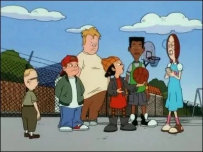 J'ai peu mangé. Je sors et voilà le pire moment de la journée, la pause méridienne. Elle dure une heure ! Soit de 12 h 30 à...