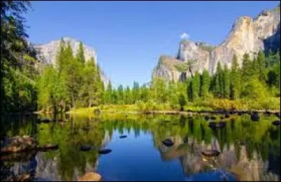 Tu es devant un paysage magnifique...