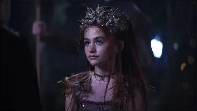 Comment s’appellent les lianes que la reine des fées utilise pour contraindre Clary a embrasser la personne qu’elle désire le plus ?