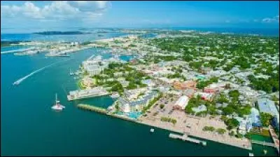 Dans quel Etat des Etats-Unis se situe la localit&eacute; de Key West ?