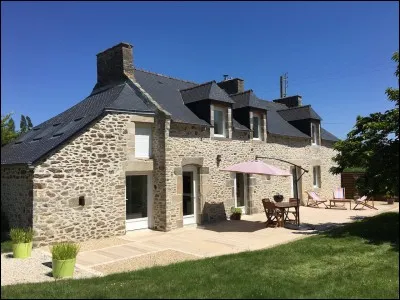 "La Ville fantôme" est un long-métrage mis en scène par Jules Dassin.