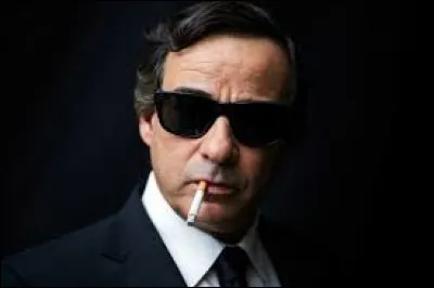 "L'homme de peu", c'est...