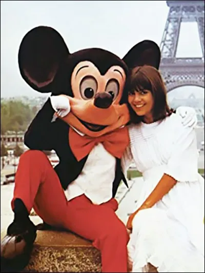 En 1977, Chantal Goya devient la première "ambassadrice Disney" française. De quel personnage n'a-t-elle pas fait la promotion ?