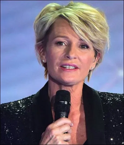 Qui est cette Sophie, journaliste, comédienne, animatrice de radio et de télévision ?